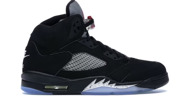 Jordan 5 Retro Black Metallic 2016 обувки черни сребристи