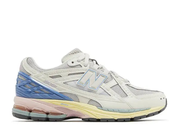 NB 19O6 1906U 'Angora Blue Pink' маратонки – сини и розови нюанси, страничен изглед