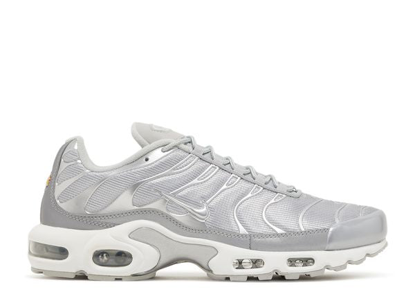 Nike Air Max Plus Metallic Silver - маратонки с TN Air и футуристичен металически дизайн