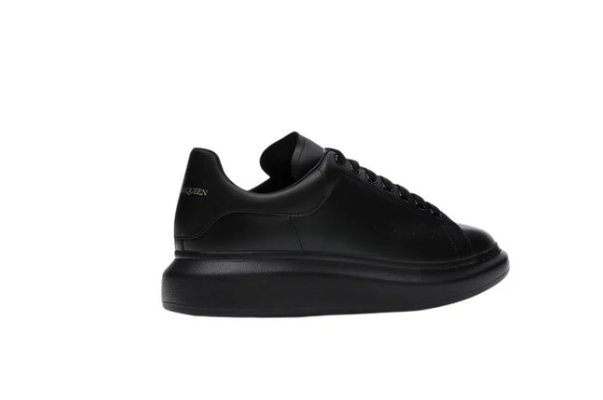 Alexander McQueen Sneakers Black
