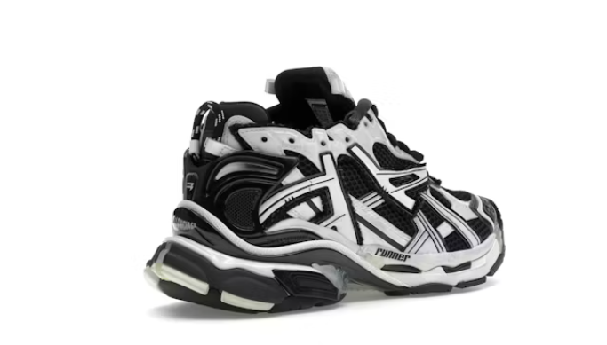 BA Runner White Black White