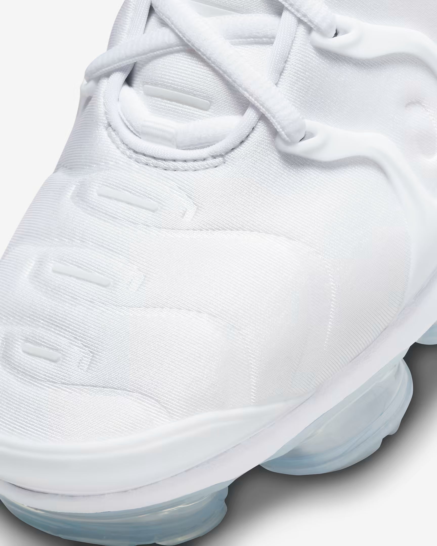 Nike Air VaporMax Plus Triple White